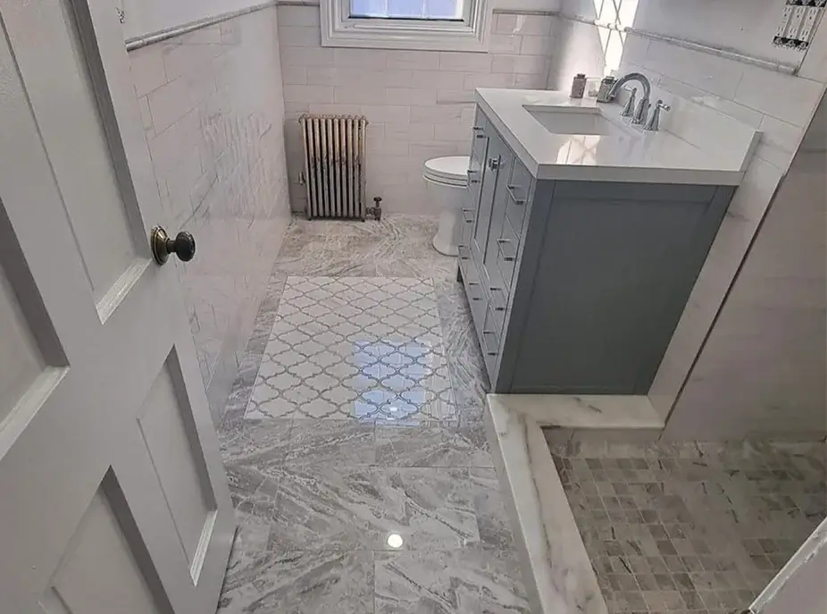 grey bathroom